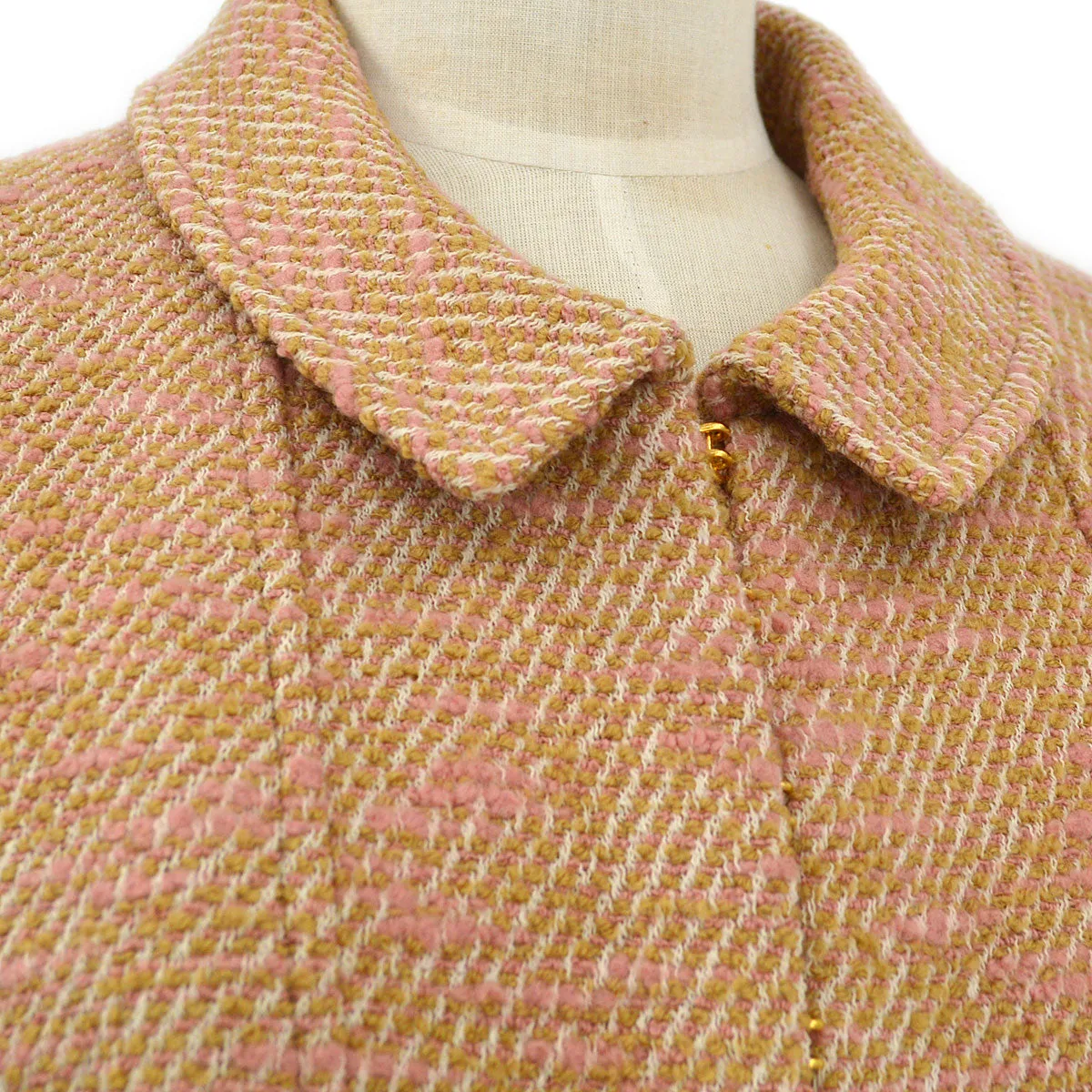 Chanel 1996 Fall boucle two-piece skirt suit #40