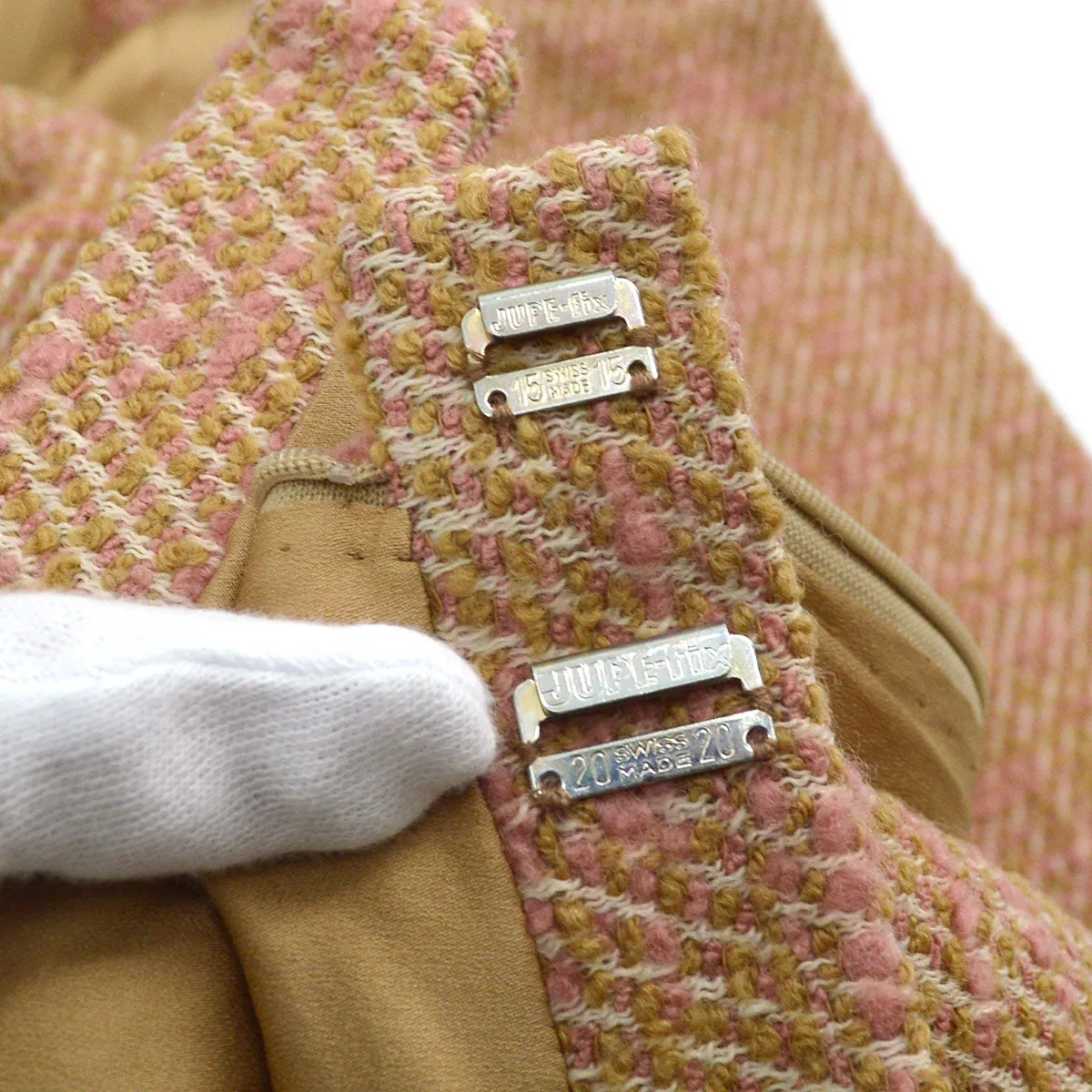 Chanel 1996 Fall boucle two-piece skirt suit #40